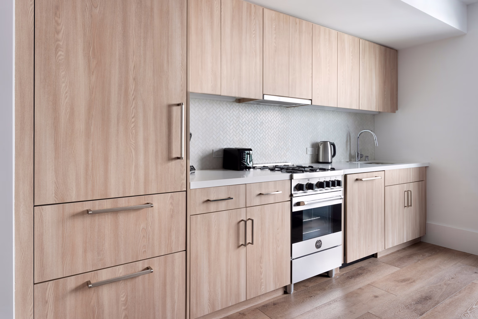 pg165411 o 6fdb80b0 dc56 4354 9668 d97ba62ff3b8