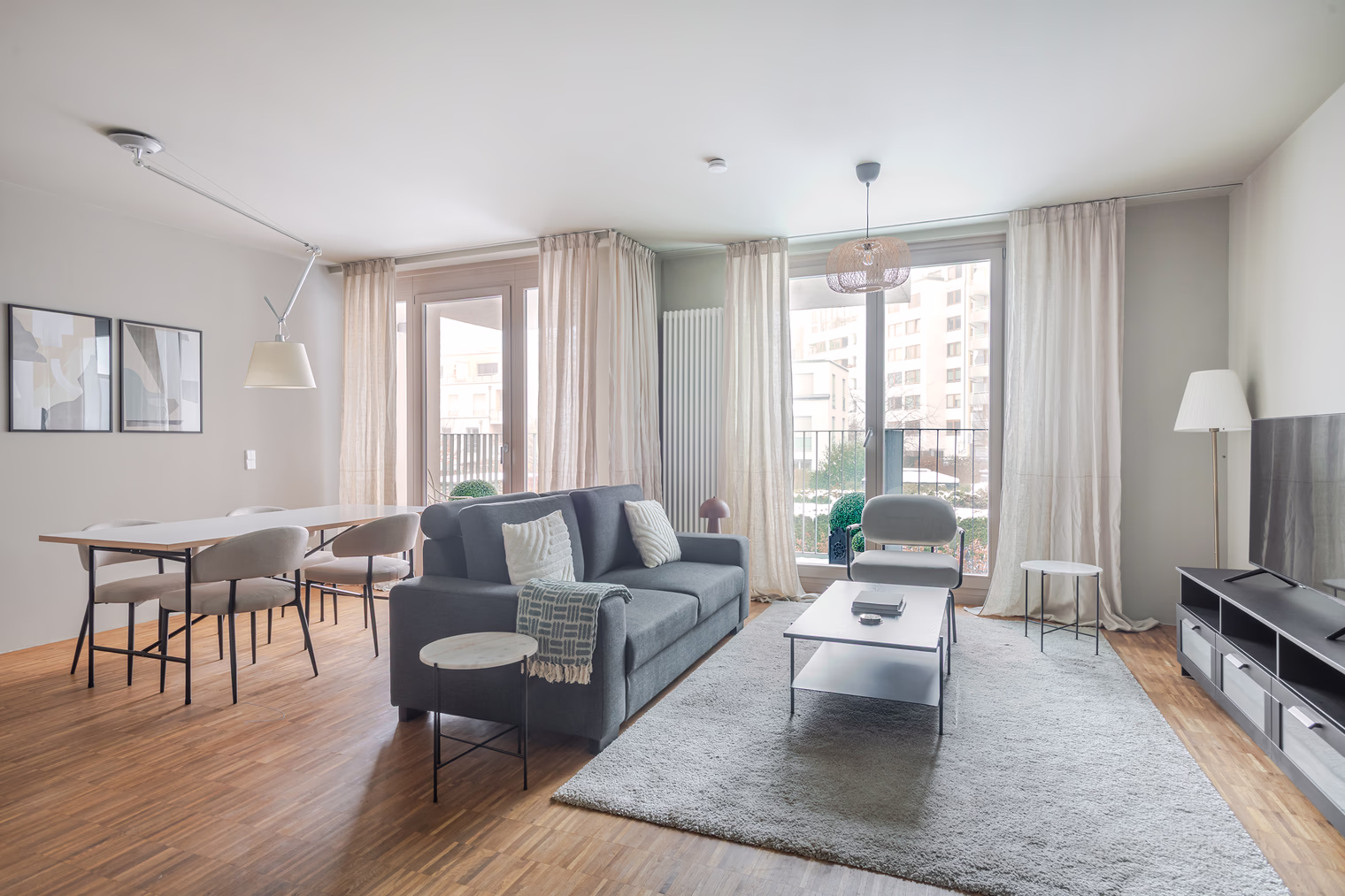 pg169483 o 7ba358d4 02c4 41ce a332 8185279b11e4