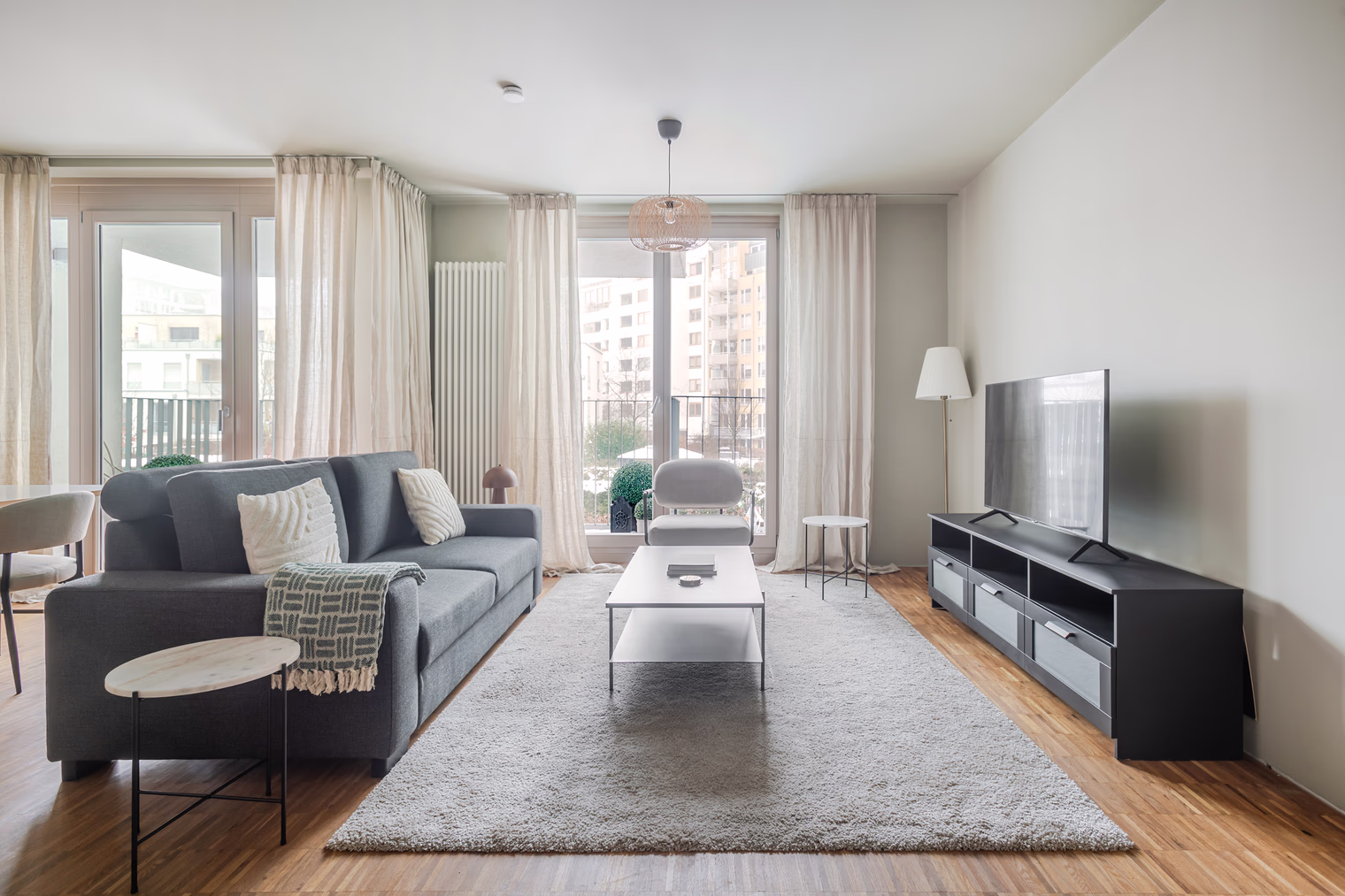 pg169483 o d359aeed 6b83 44ee 945e b2141d5035eb