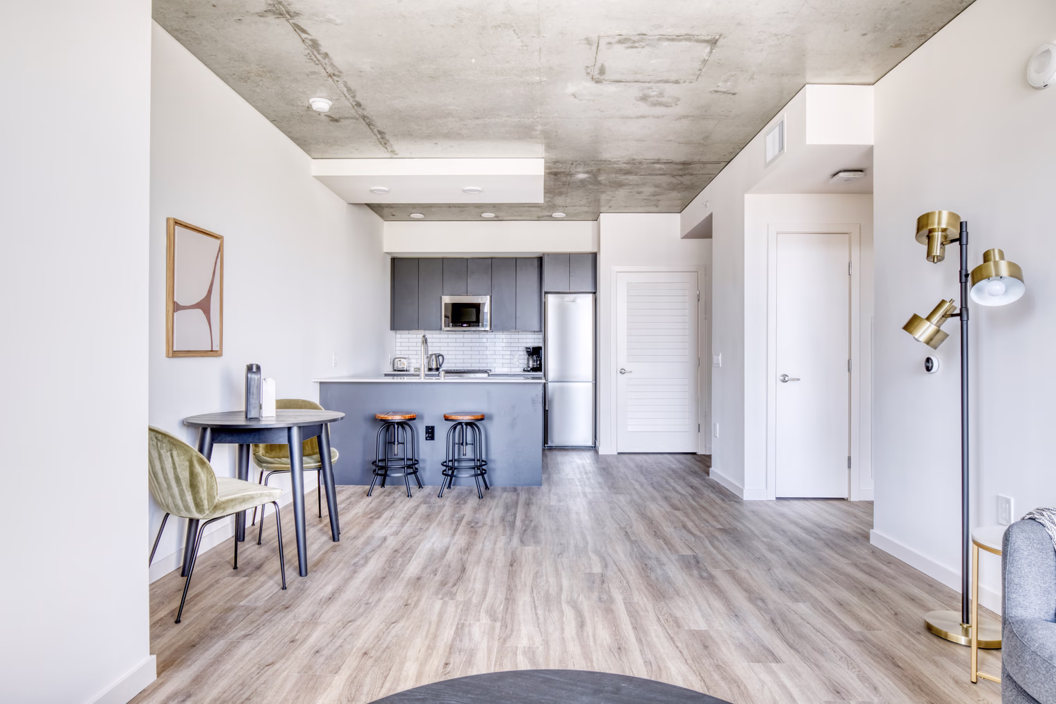 pg25098 o 70275c5b 40f3 9e3d 2694 1ae8a7684f7a.jpg