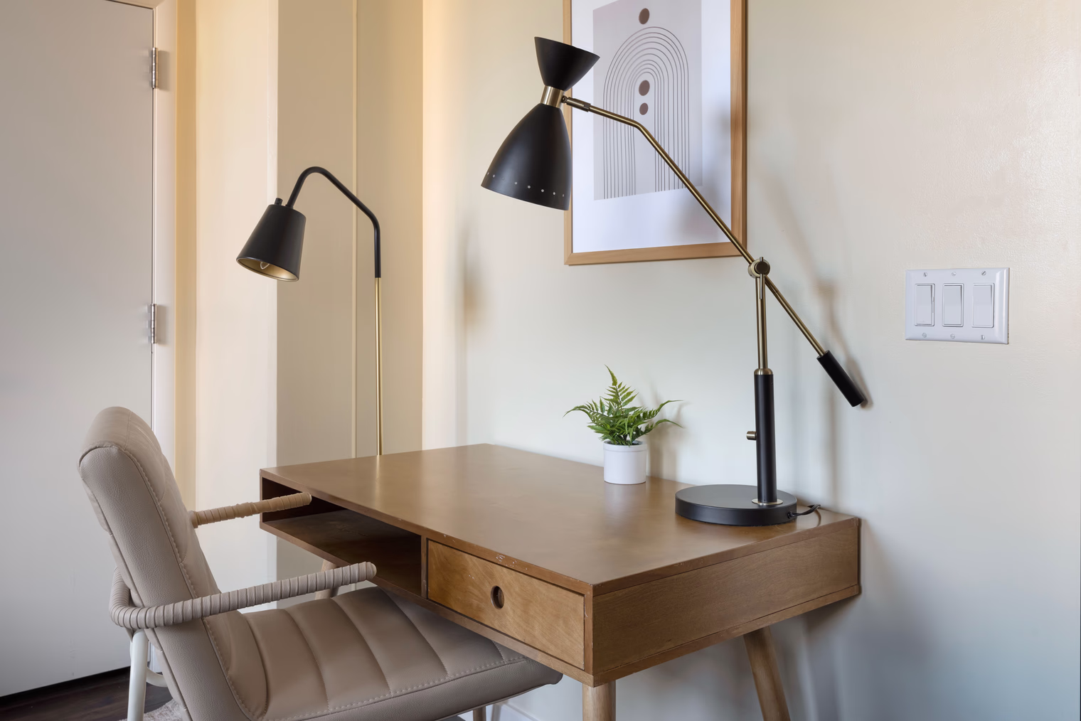 pg35295 o f3d87765 6497 4234 b9f4 a172f0f1f582