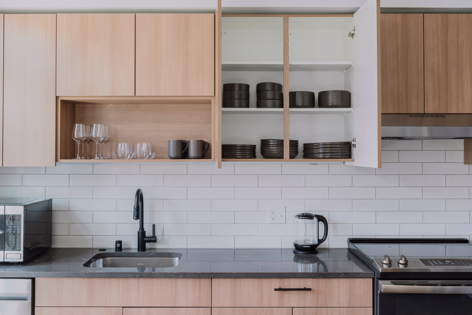 pg44234 o 5ac73219 cef4 4161 a28c 9a0d4cd70236