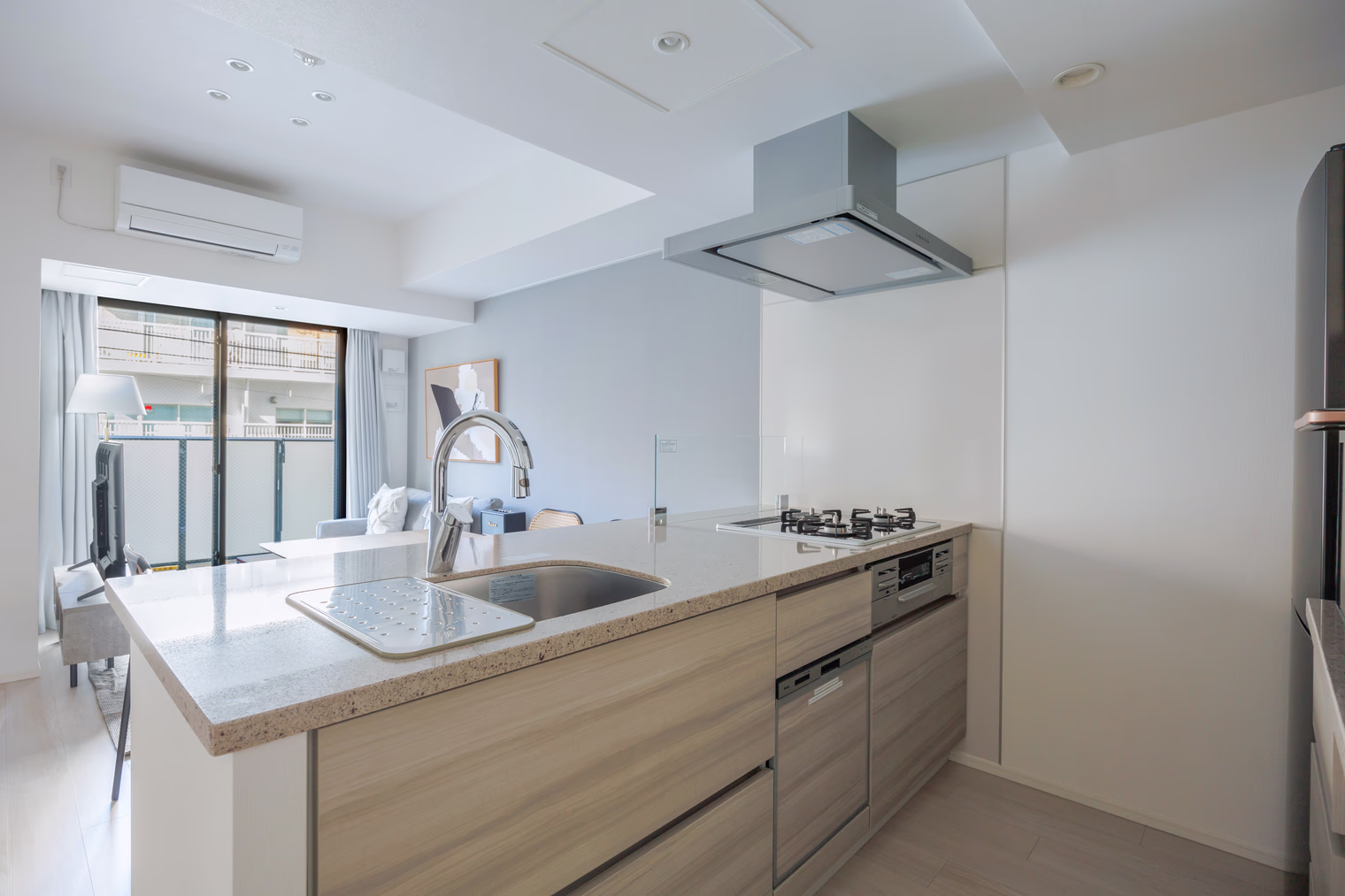 pg61711 o 69874045 2f3e 42cf b518 ff83f6210392