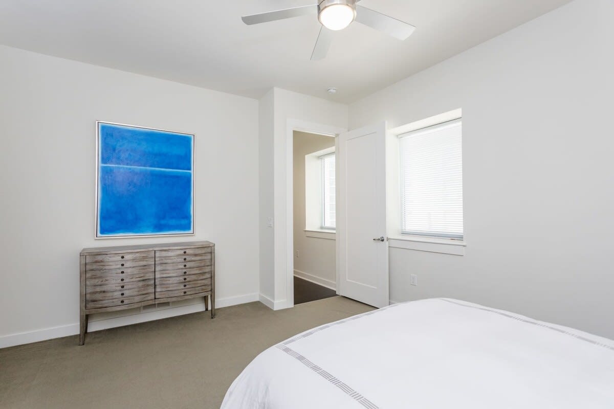 urglhcbcwakjyhozx7s1