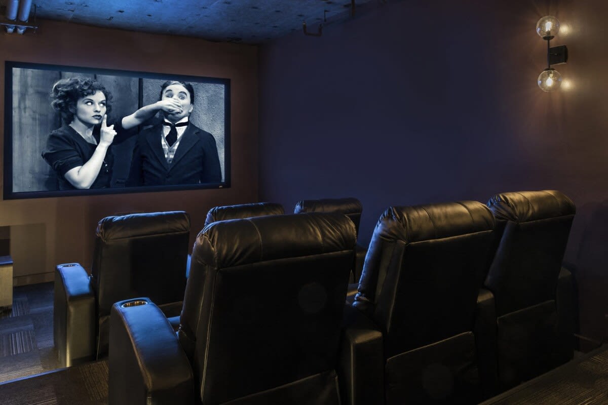 uv9r9auerktu4muwr6kb