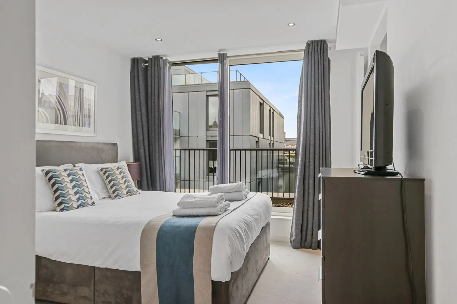 05 229801eb c35d 40da af7f bdf5fc76965eimg 6298 medium 1536x1024