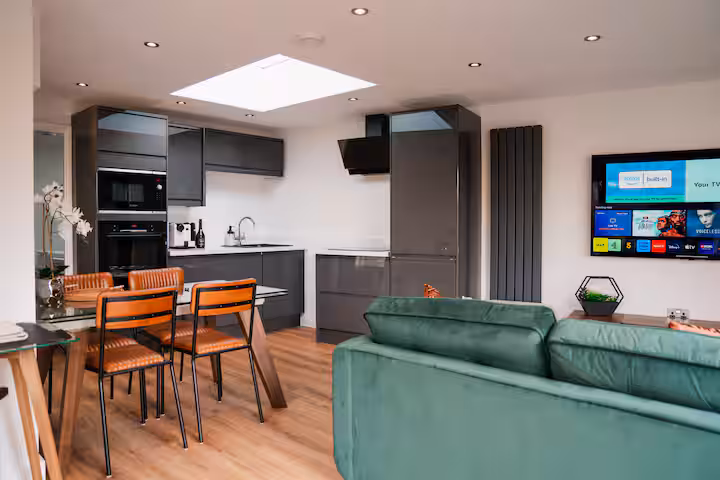 7b08c2f9 a217 4944 a4a3 8db815510d9e.jpg