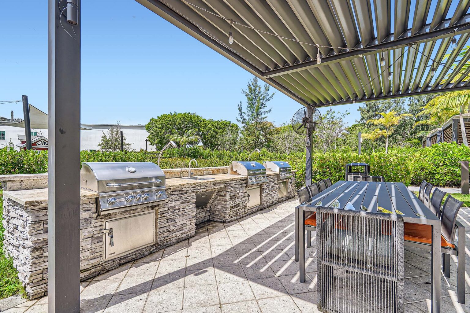 9400 nw 41st st print quality 014 21 grill 1920x1280