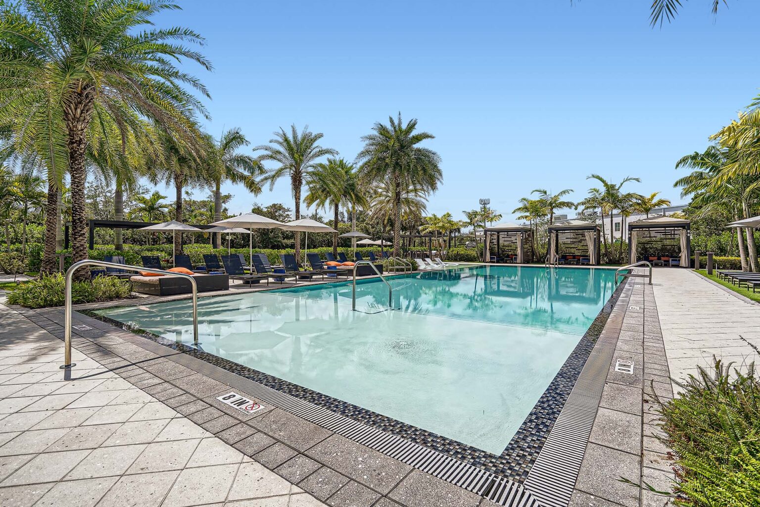 9400 nw 41st st print quality 025 35 pool 1920x1280