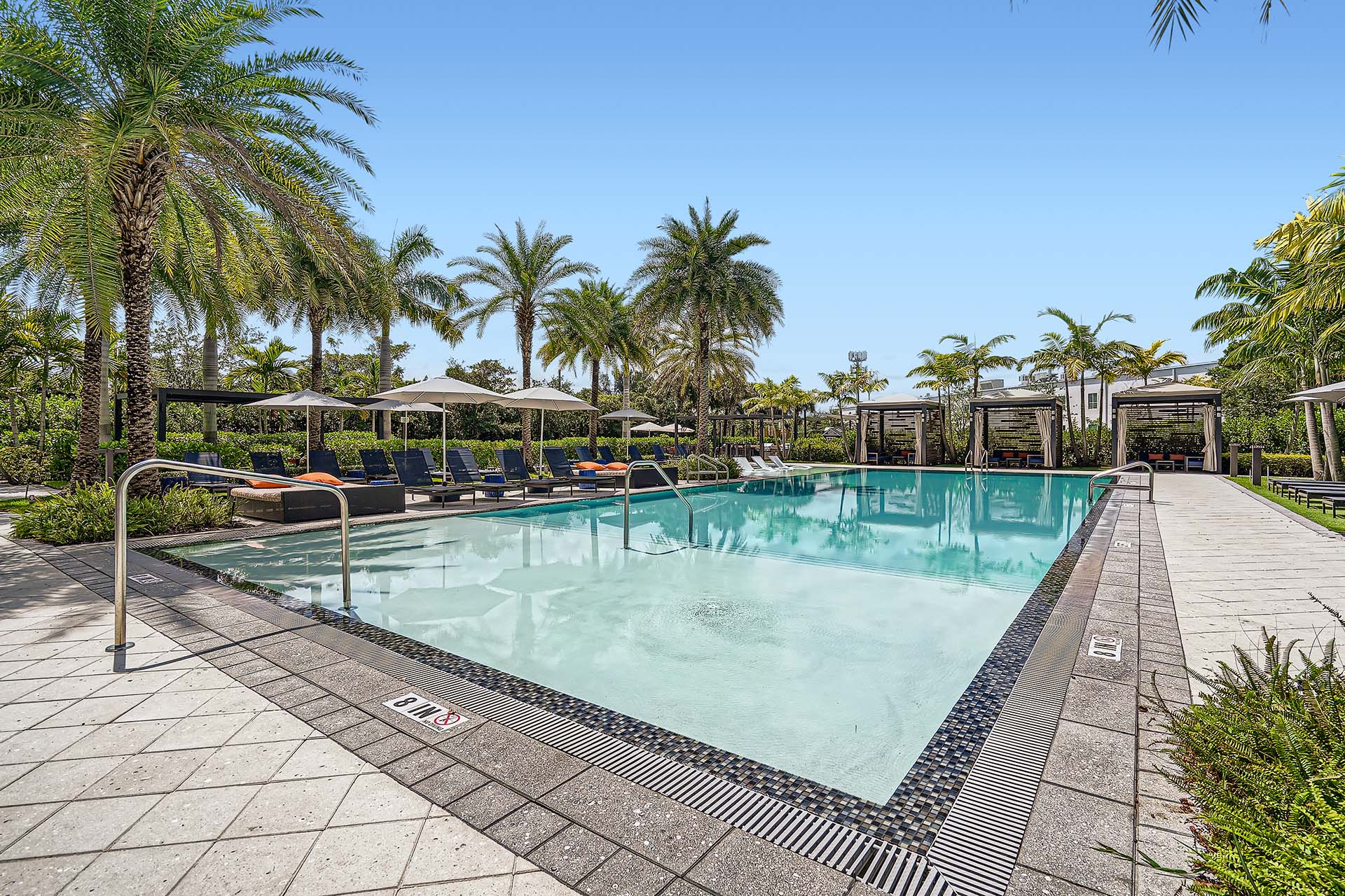 9400 nw 41st st print quality 025 35 pool 1920x1280