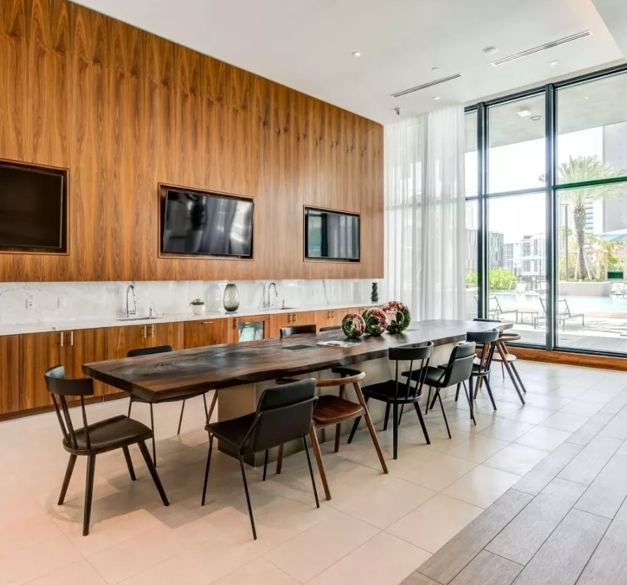 screenshot 18 11 2025 162650 www.harborgroupmanagement.com 