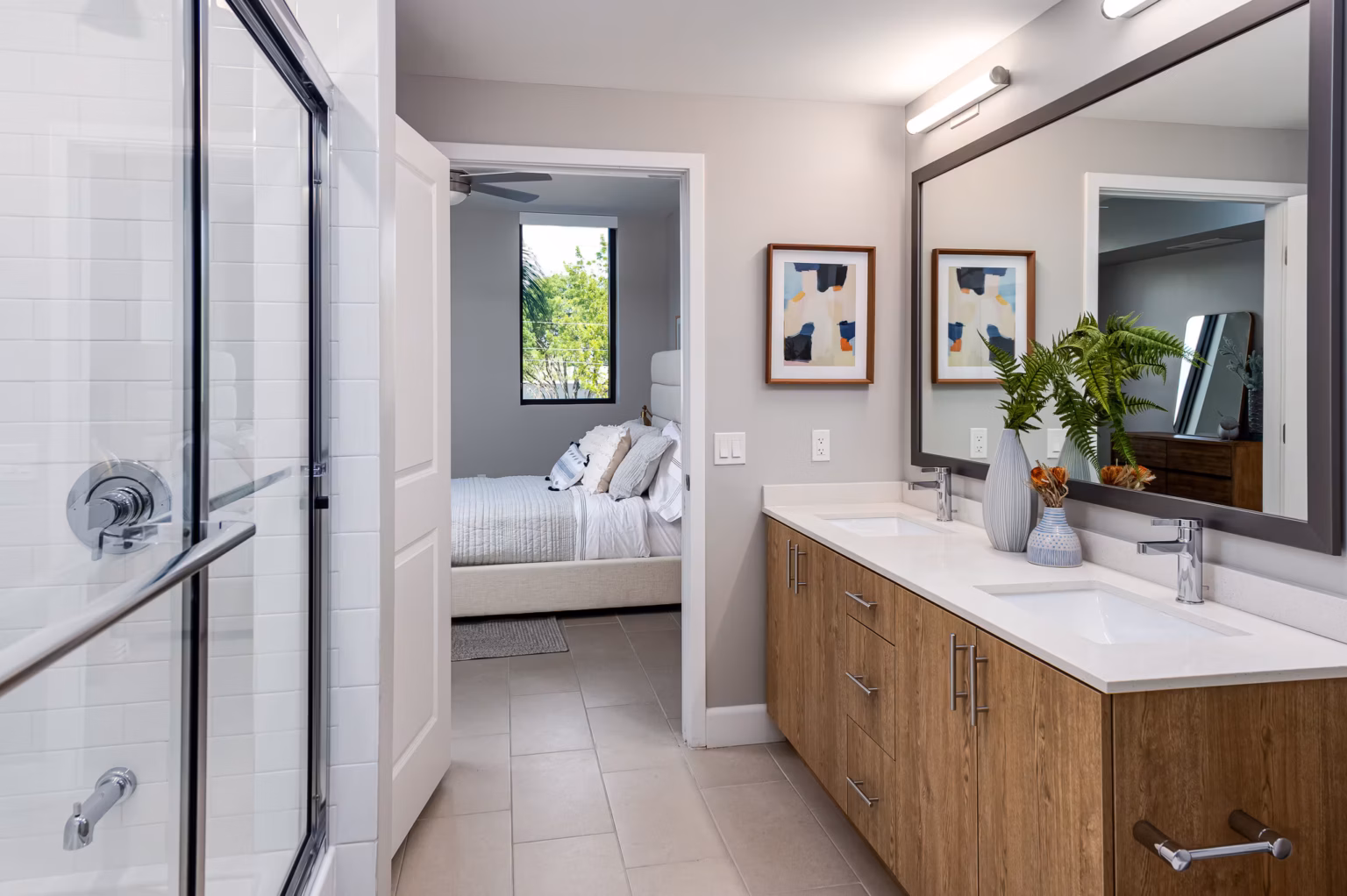 avalon doral doral fl dual vanity bathroom with quartz counter