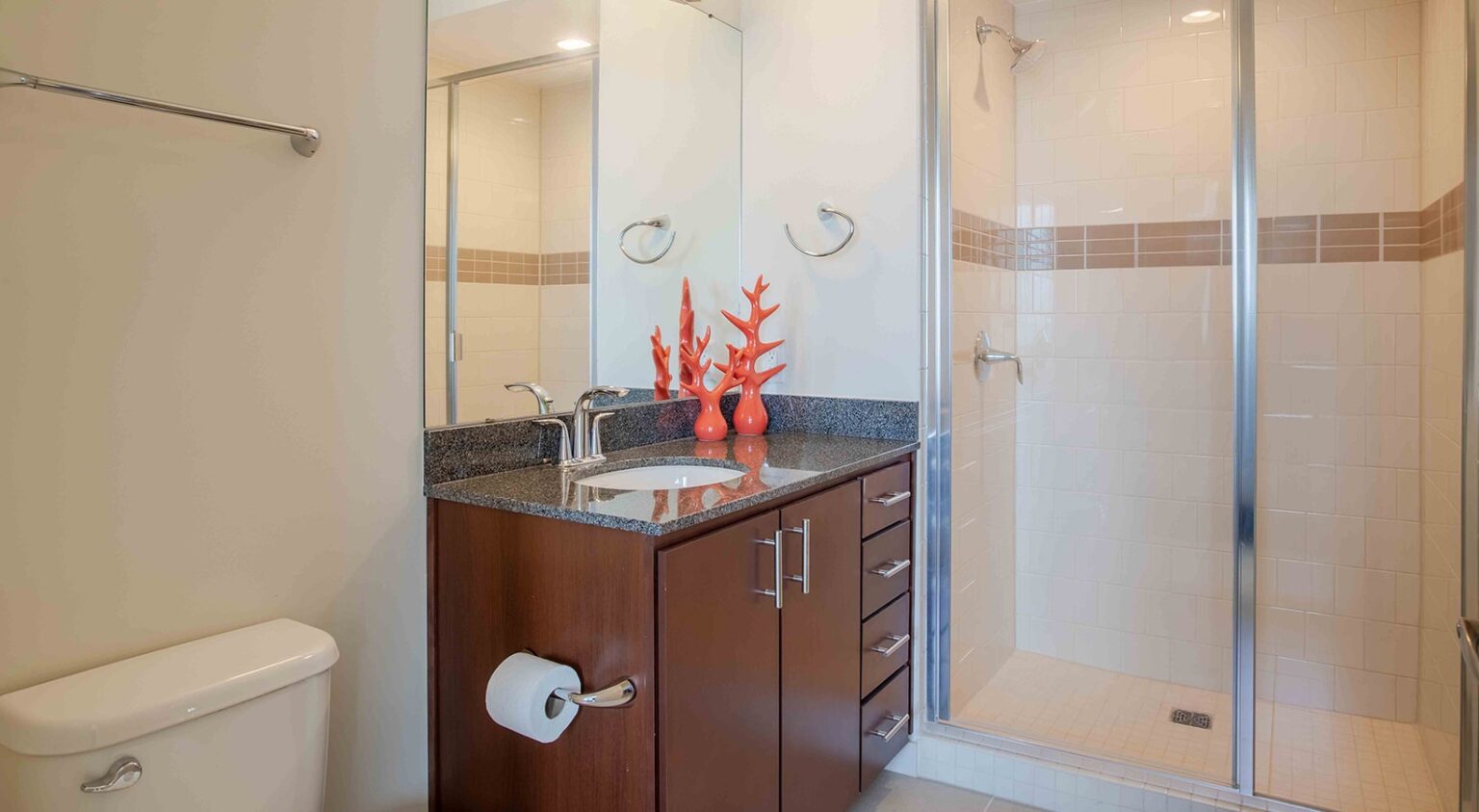 bath 5cdb8992982a3a60d4e8ee0fdf946573