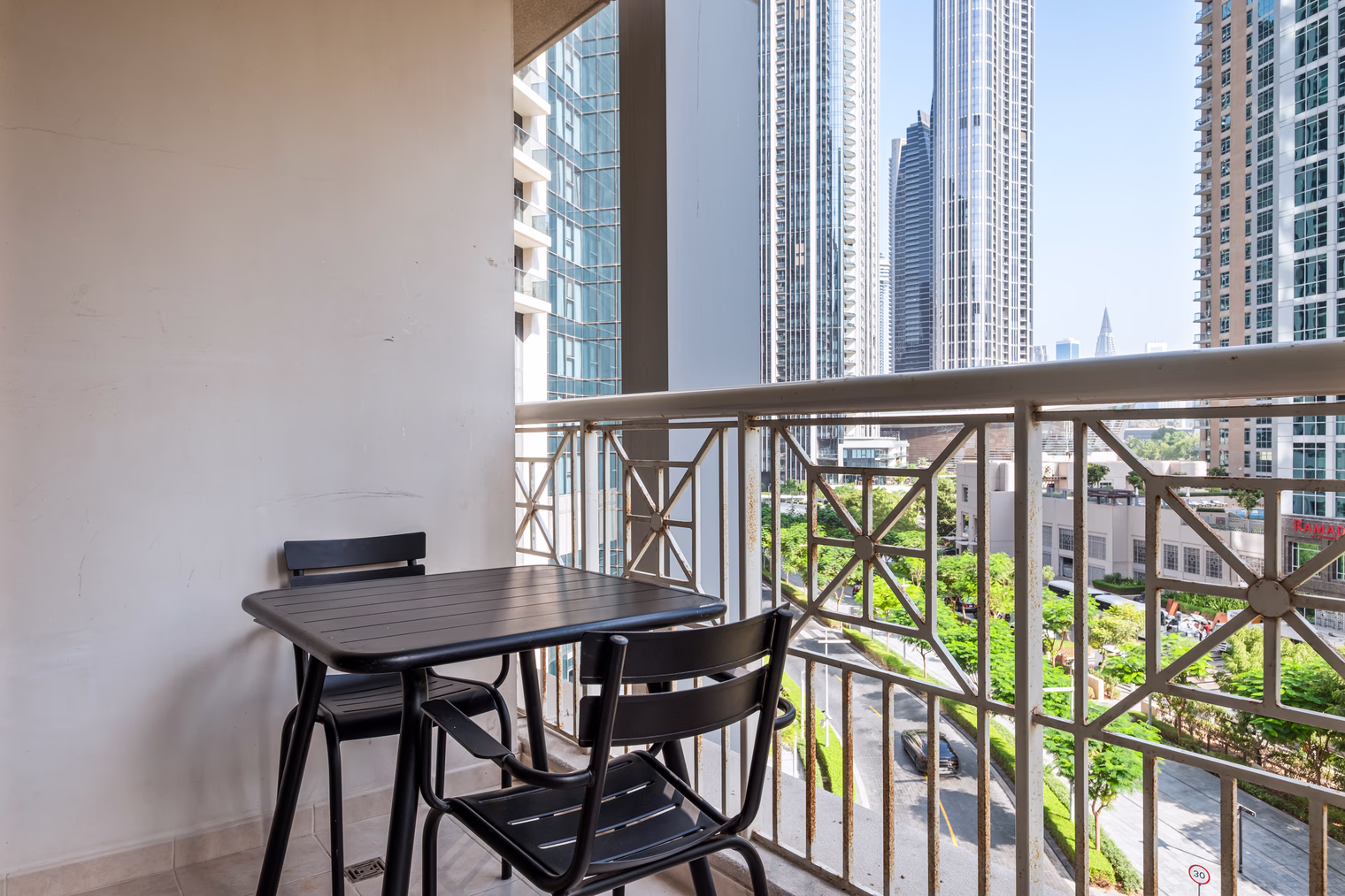 pg138437 o 51f38a6f d5f6 46b0 9827 b63832477af7