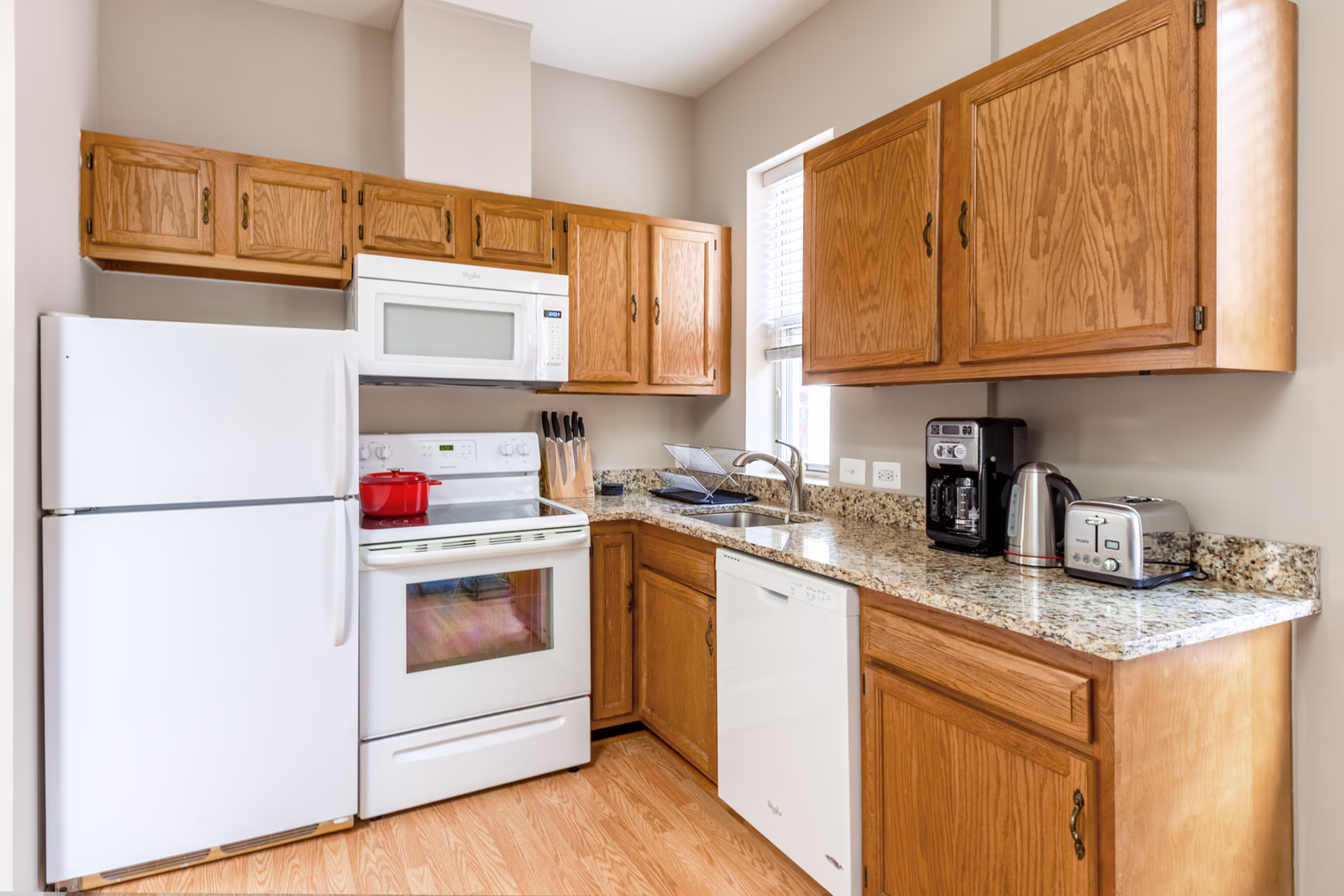 pg15026 o 7859de6f 1db7 0589 4d5a e680de494b9b.jpg