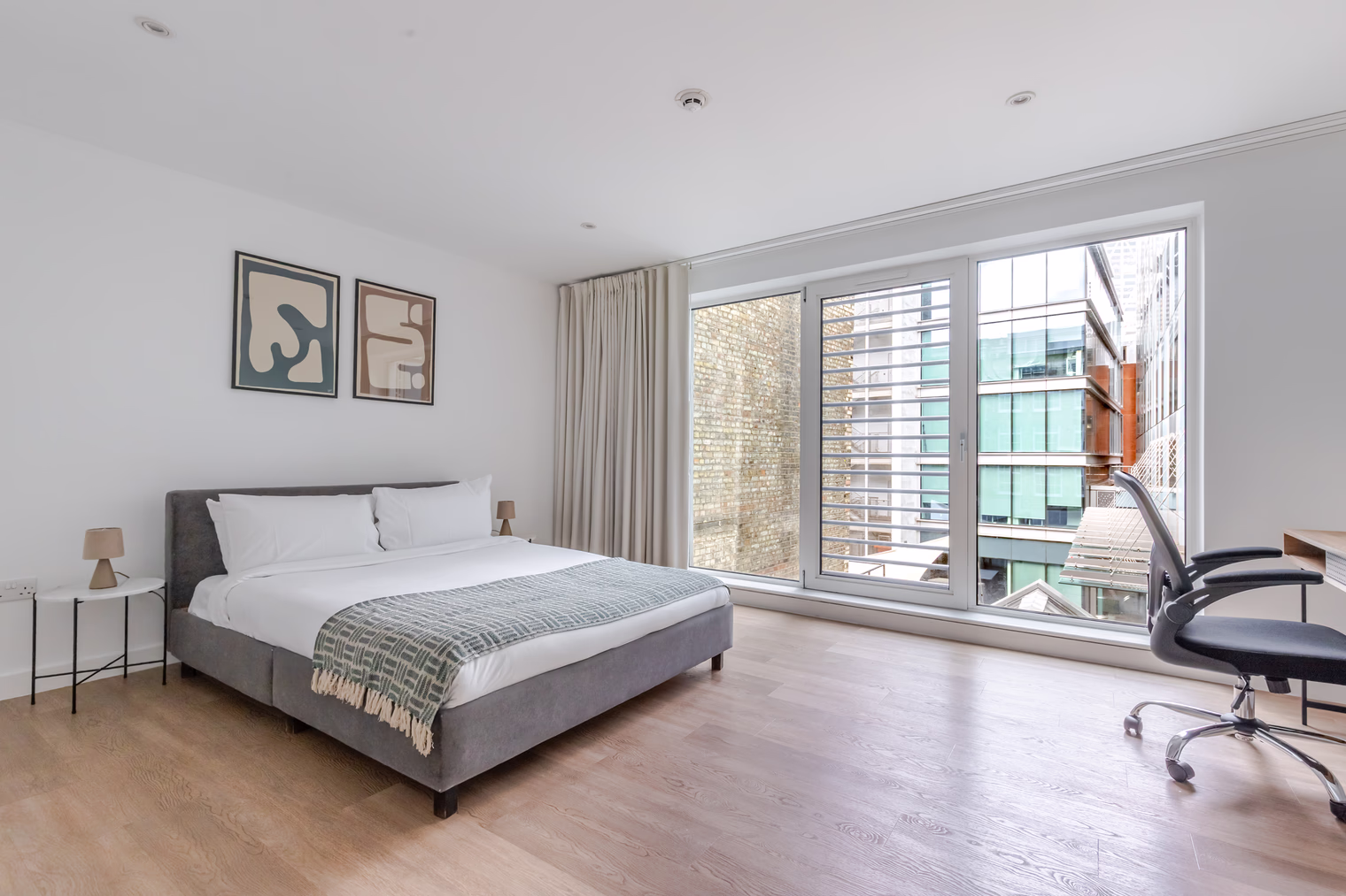 pg165324 o 6be854fb 33ec 44ae 9d87 a47dd5cd4561