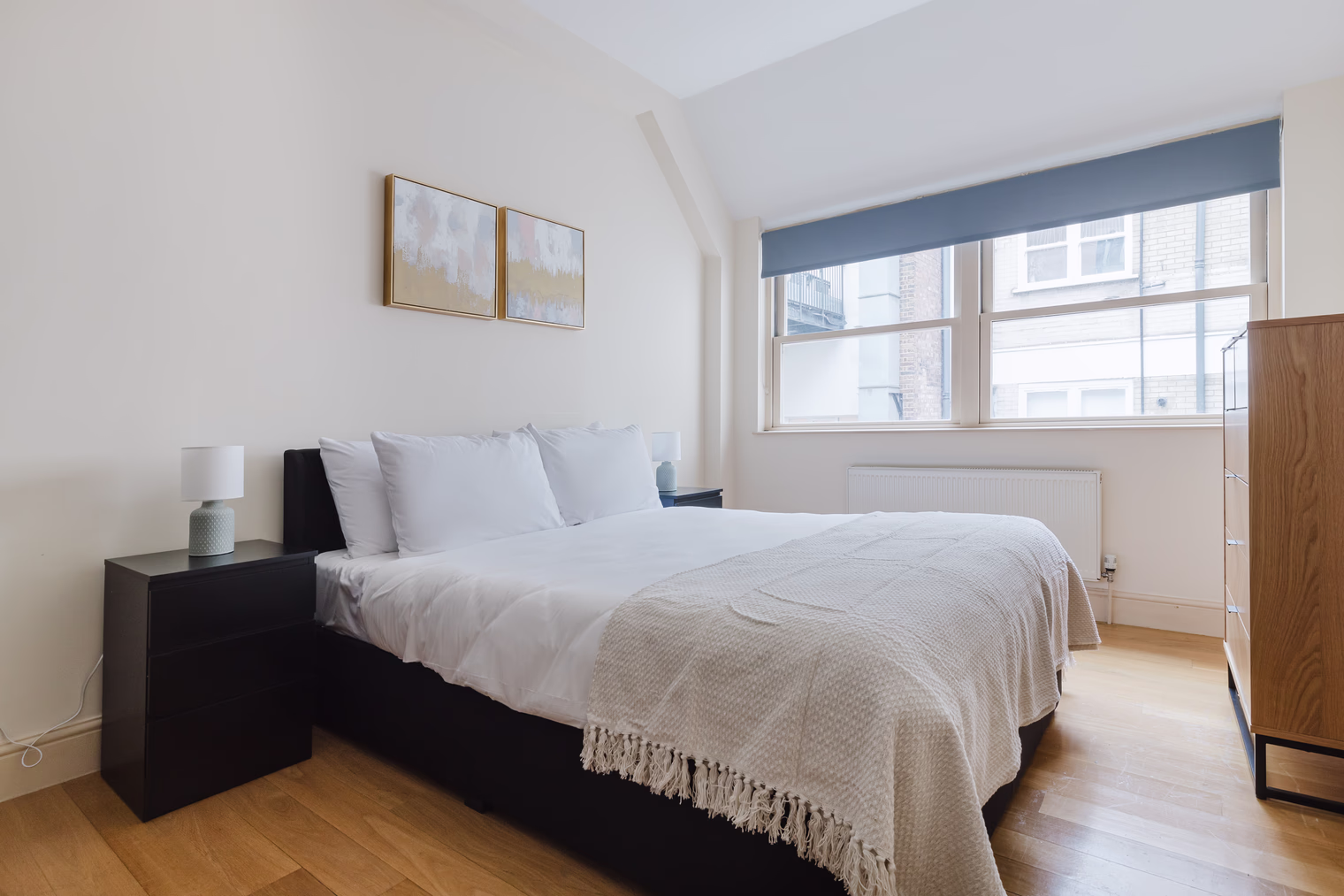 pg57698 o 12290eb8 74d4 4b14 8e5a 586604cbc8dc