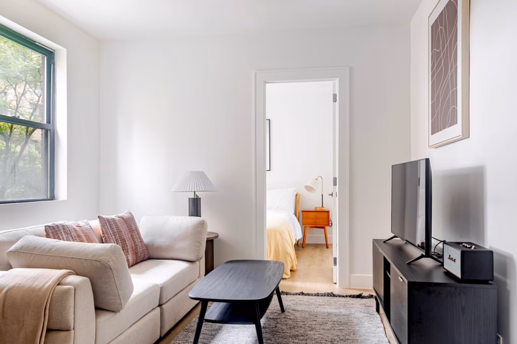 pg72424 o 47e1533b a7d5 4bce a691 a7b451069a5b