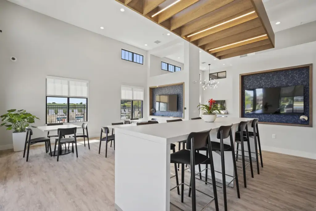 tivoli green clubhouse interior 02