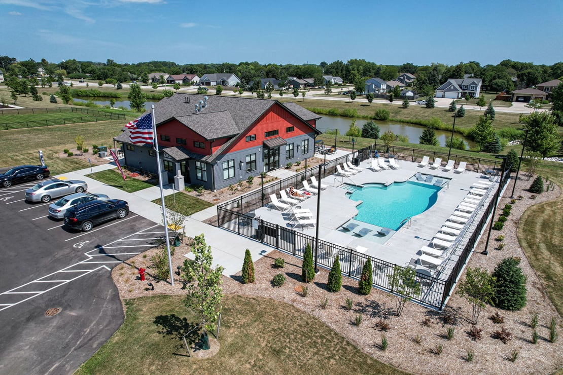 tivoli green clubhouse pool 02