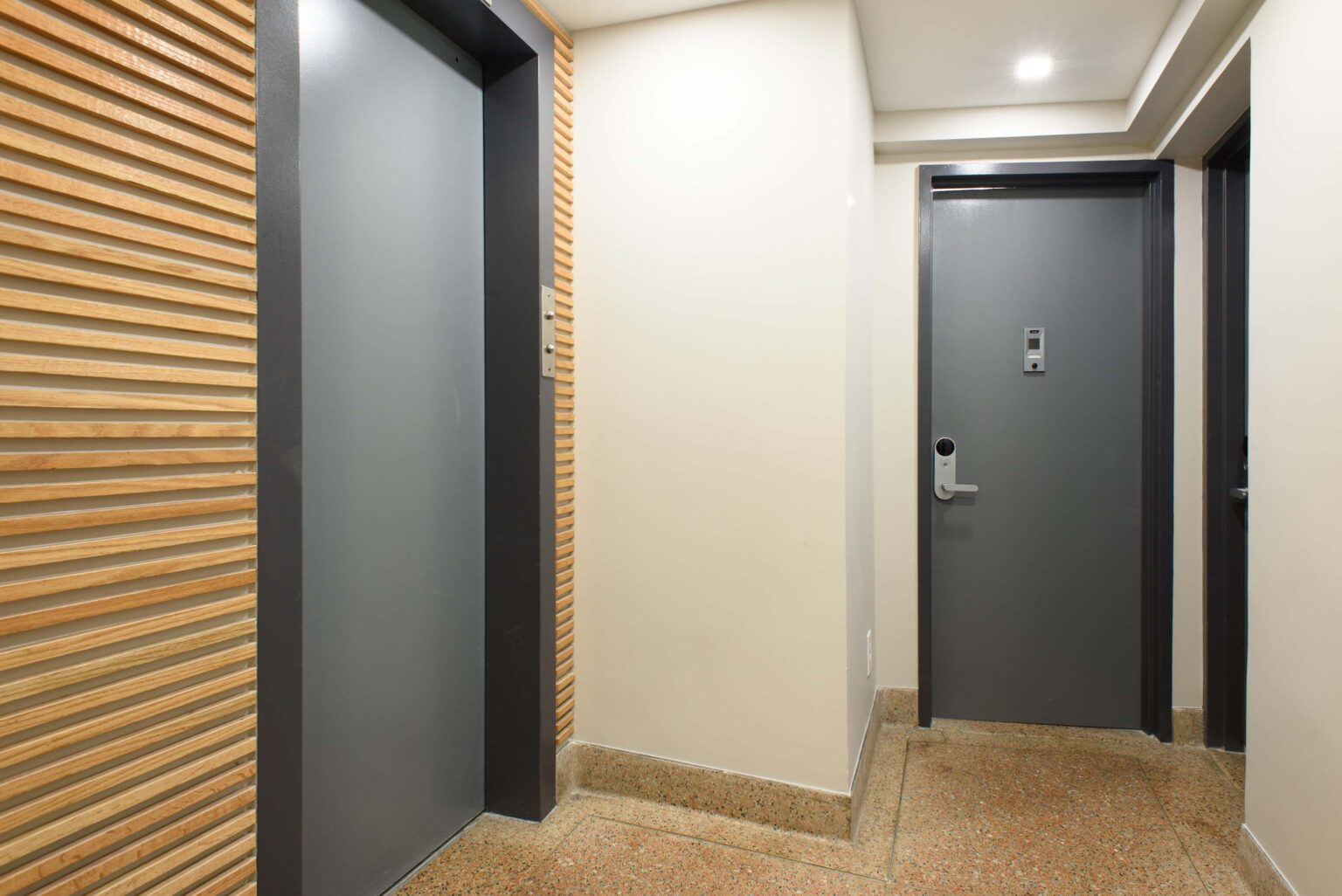 vugo1aavqw3f5xeyhfjr